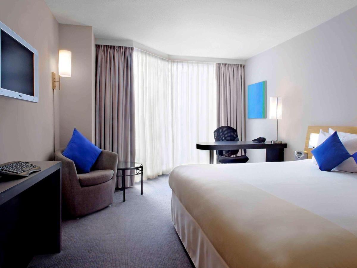 Novotel Toronto North York Exterior foto
